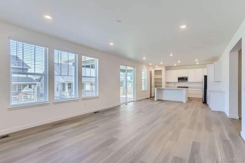 24481 E Evans Dr, Aurora, CO 80018