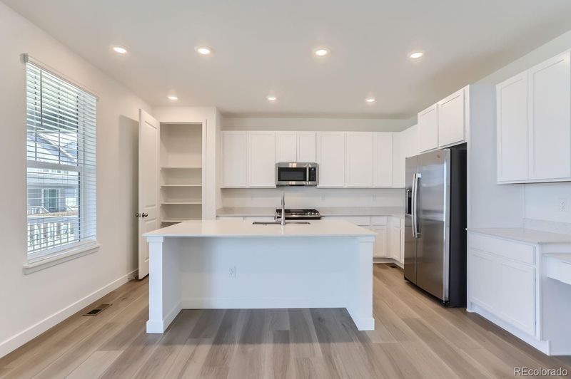 24481 E Evans Dr, Aurora, CO 80018