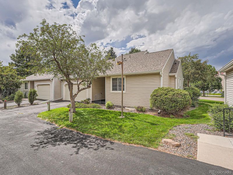 13950 E Linvale Pl, Aurora, CO 80014
