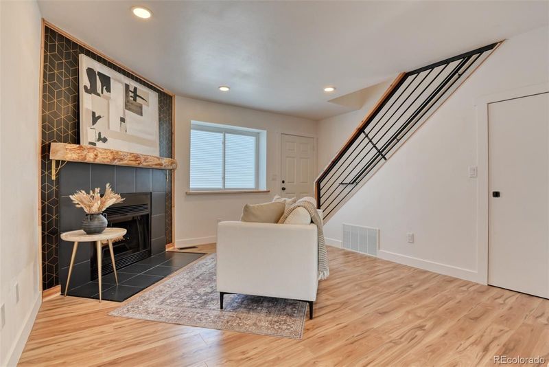 6613 Proud Eagle Ct, Colorado Springs, CO 80915