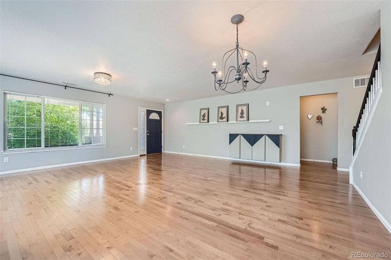 16834 E Weaver Ln, Aurora, CO 80016
