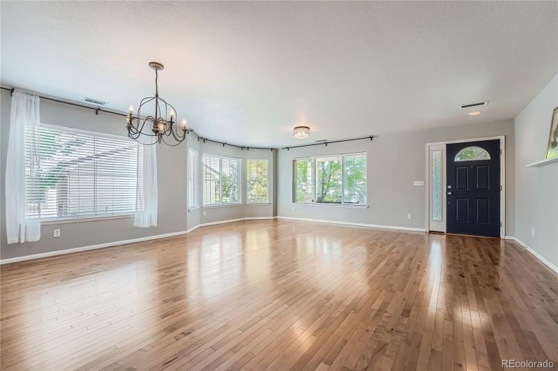 16834 E Weaver Ln, Aurora, CO 80016
