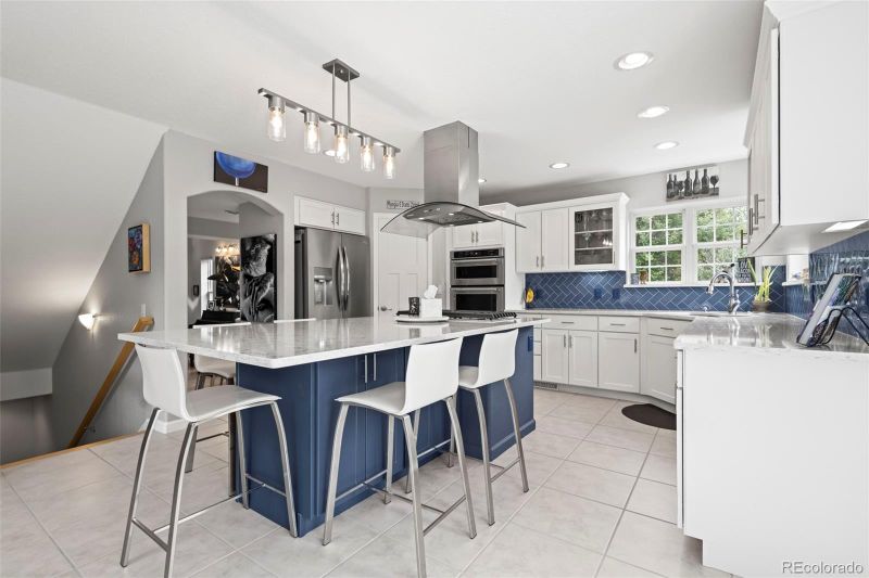 120 Wolf Creek Trl, Broomfield, CO 80020
