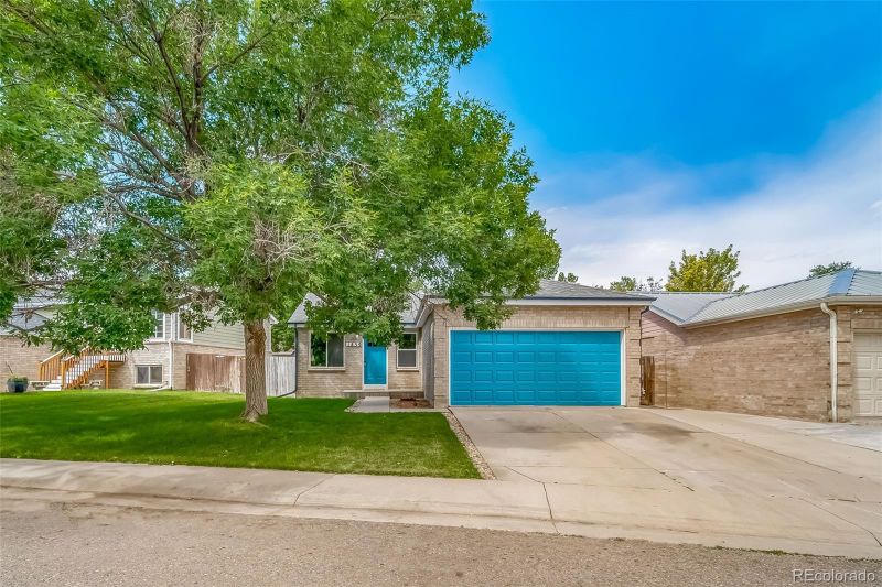 1839 Granby Ct, Aurora, CO 80011