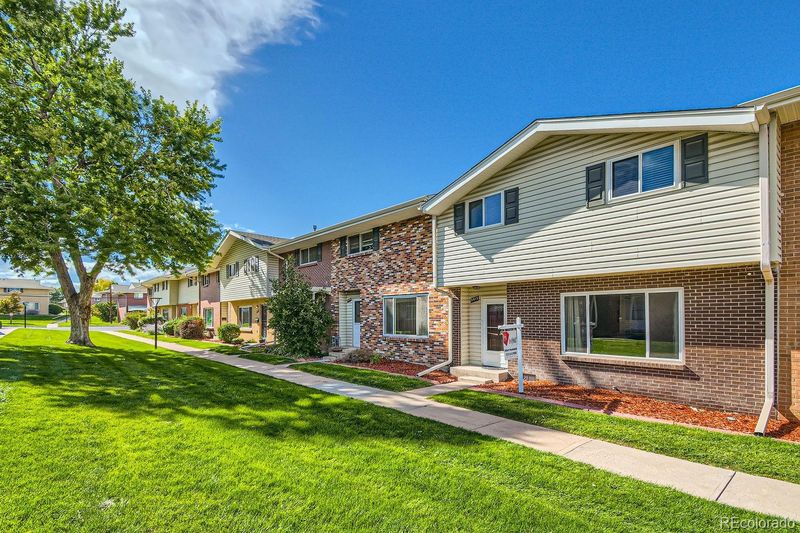 3913 S Boston St, Denver, CO 80237