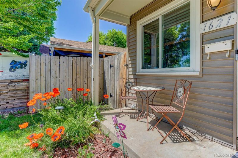1621 S Wolcott Ct, Denver, CO 80219