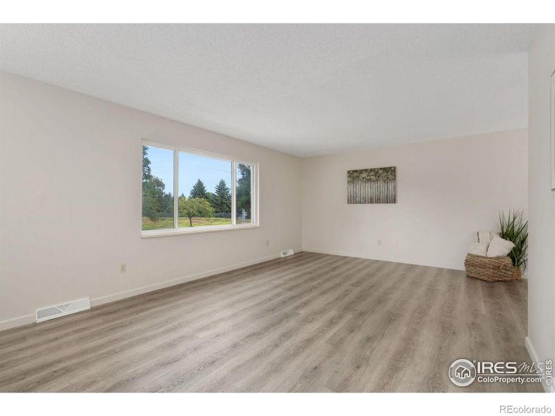 513 W Drake Rd, Fort Collins, CO 80526