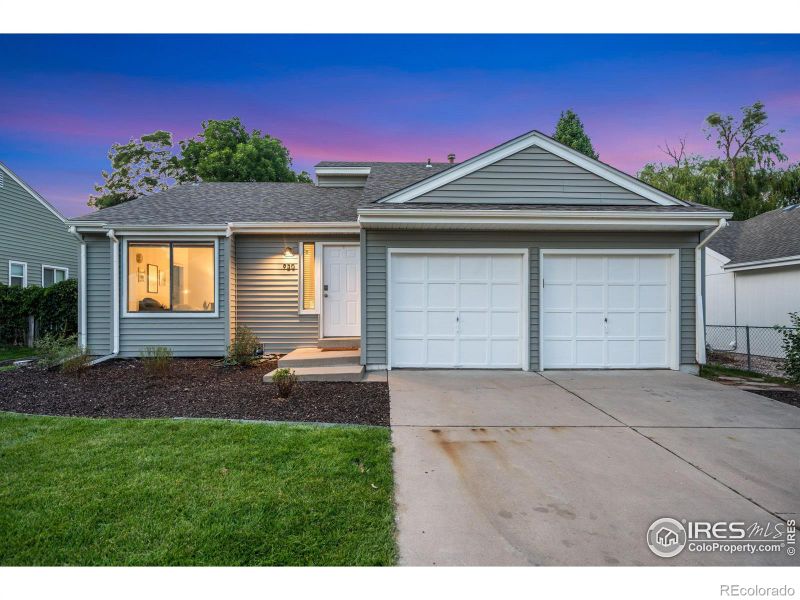 930 Bitterbrush Ln, Fort Collins, CO 80526