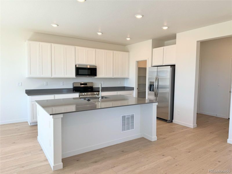8974 Salmonberry Ct, Parker, CO 80134