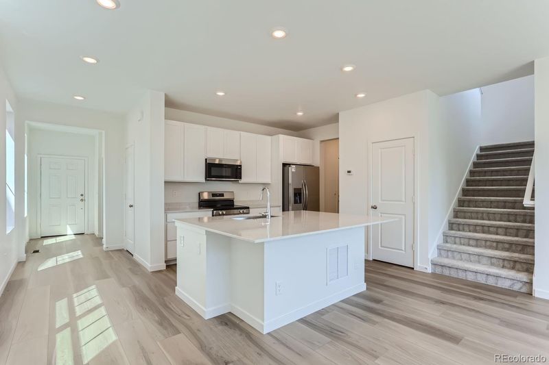 8978 Salmonberry Ct, Parker, CO 80134