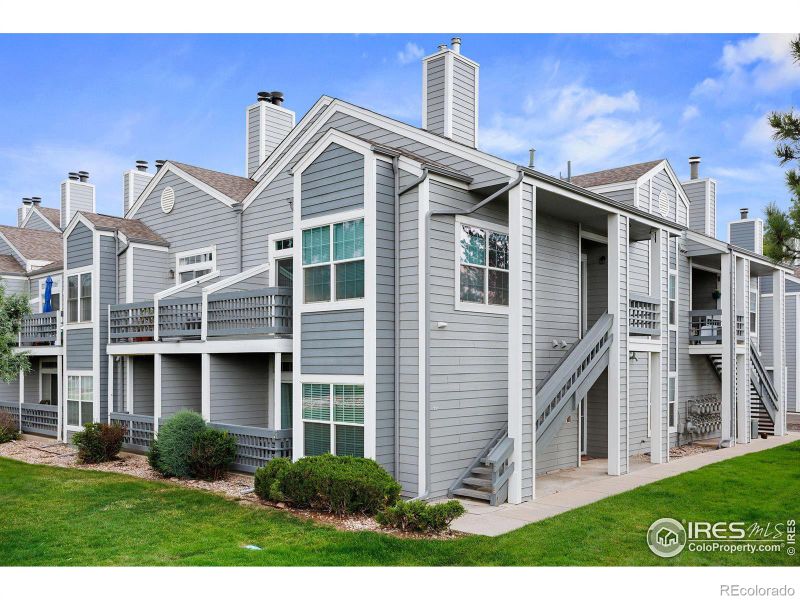 7471 Singing Hills Dr #101, Boulder, CO 80301