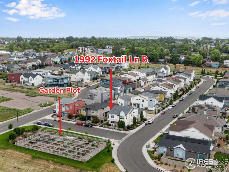 1992 Foxtail Ln #B, Lafayette, CO 80026