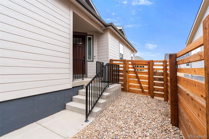 3468 N Duquesne Way, Aurora, CO 80019