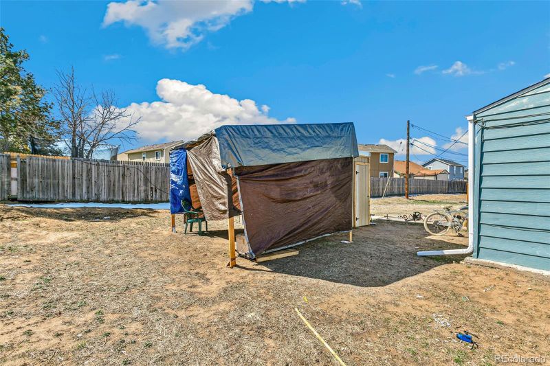 6680 E 63rd Pl, Commerce City, CO 80022