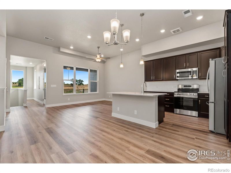 6825 Maple Leaf Dr #202, Timnath, CO 80547