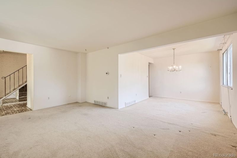 7551 S Race St, Centennial, CO 80122