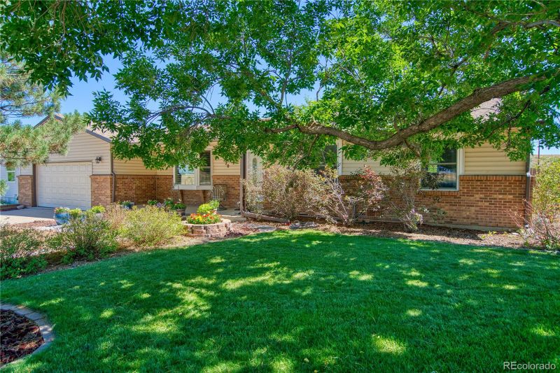 720 Hickory St, Hudson, CO 80642