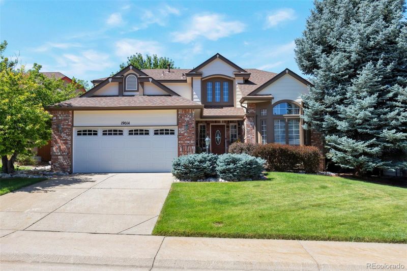 19014 E Low Dr, Aurora, CO 80015
