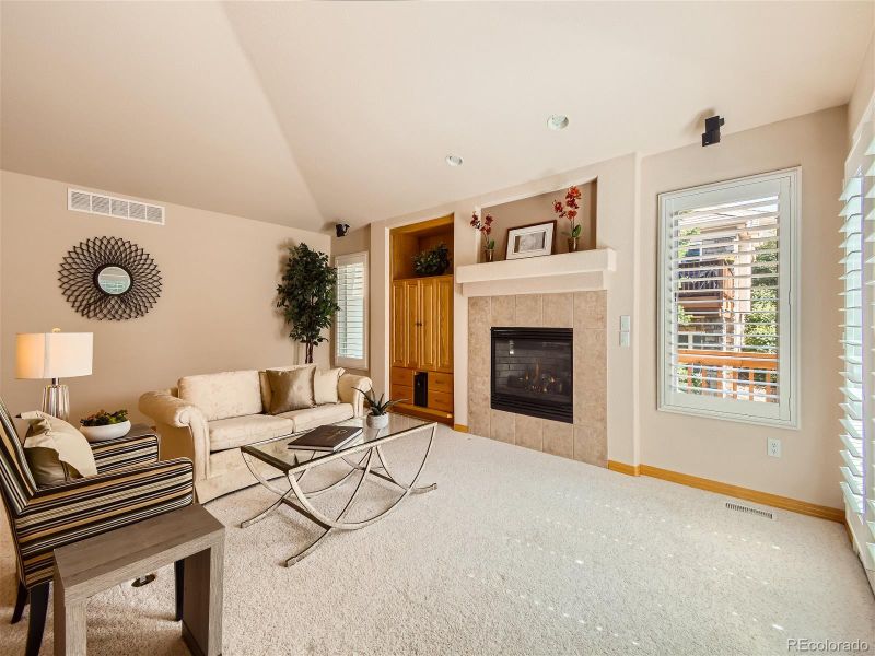 13990 E Chenango Dr, Aurora, CO 80015