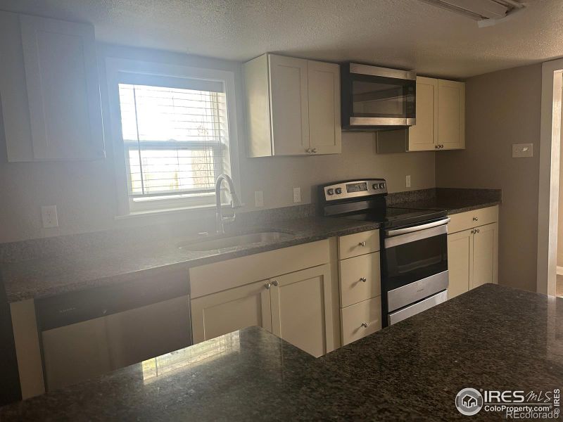 618 Douglas St, Sterling, CO 80751
