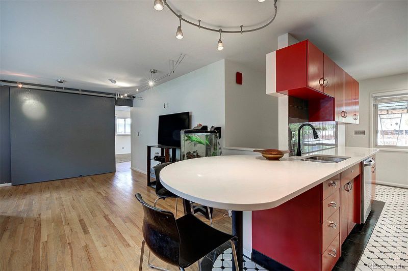 2002 S Paseo Way, Denver, CO 80219
