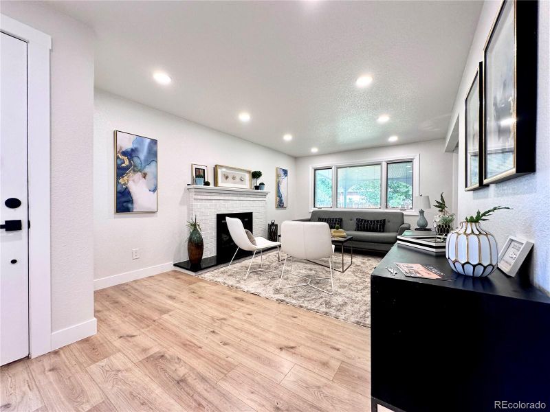 6873 Oak Way, Arvada, CO 80004