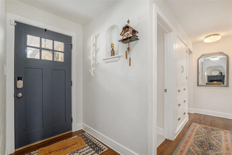 8800 W 10th Ave, Lakewood, CO 80215