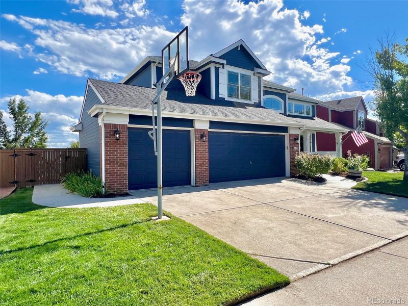 1780 Mountain Maple Ave, Highlands Ranch, CO 80129
