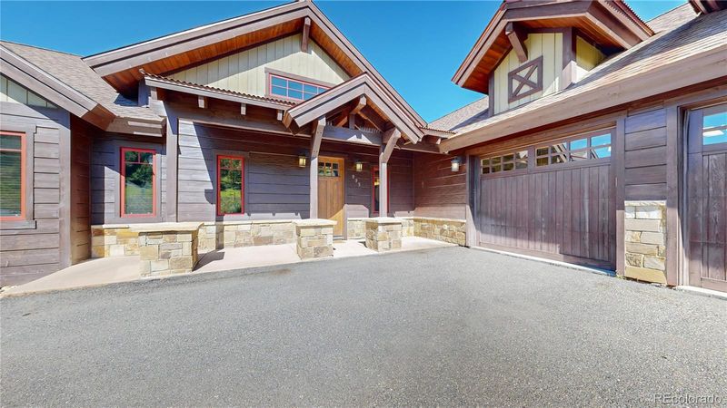 995 Shoshoni Ln, Granby, CO 80446