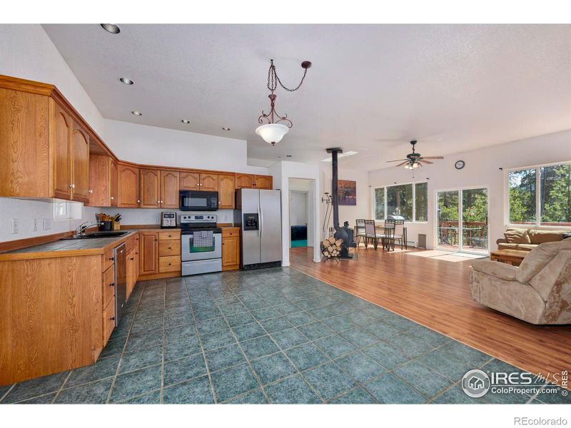 17681 Highway 119, Black Hawk, CO 80422