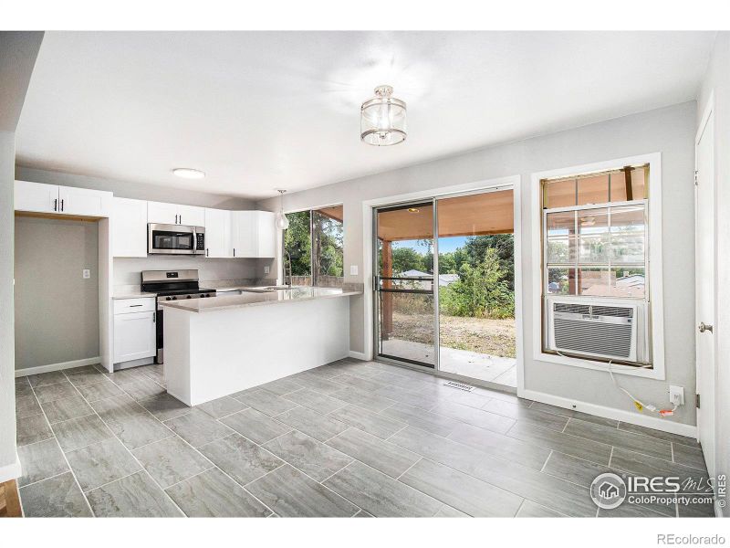 1242 S Pierson Ct, Lakewood, CO 80232