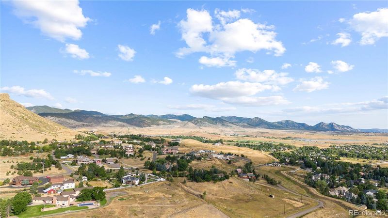 16585 W 53rd Pl, Golden, CO 80403