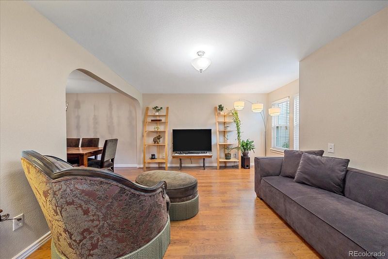 2740 S Victor St, Aurora, CO 80014
