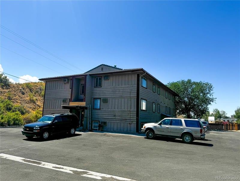 863 E Main St, Rangely, CO 81648