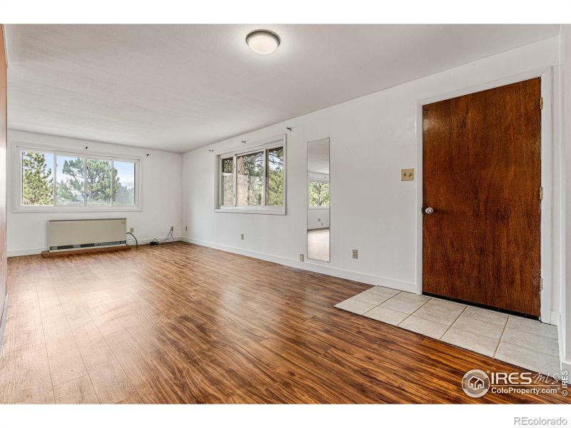 333 Pinewood Dr, Lyons, CO 80540