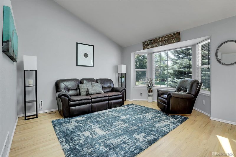 2146 S Espana St, Aurora, CO 80013