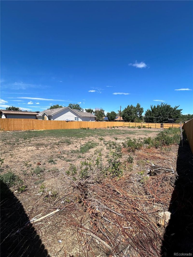 2490 W Aspen Ct, Denver, CO 80219