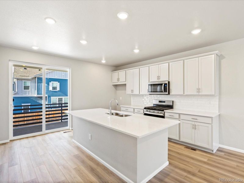 2310 Shoshone Pl, Broomfield, CO 80023