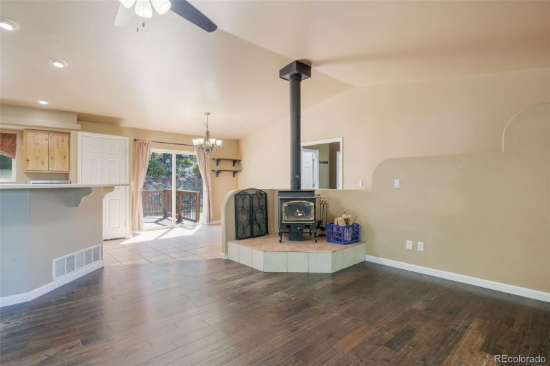 17190 Person Dr, Peyton, CO 80831