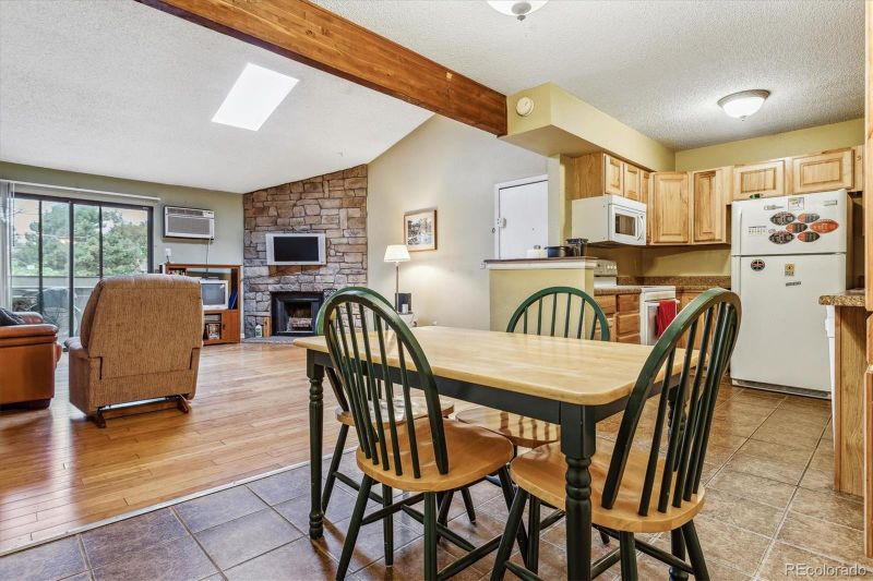 10150 E Virginia Ave #211, Denver, CO 80247