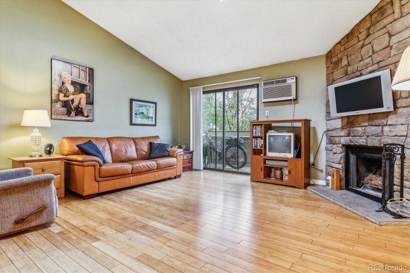 10150 E Virginia Ave #211, Denver, CO 80247
