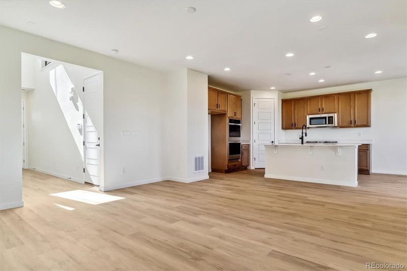 8405 Butte Creek St, Littleton, CO 80125