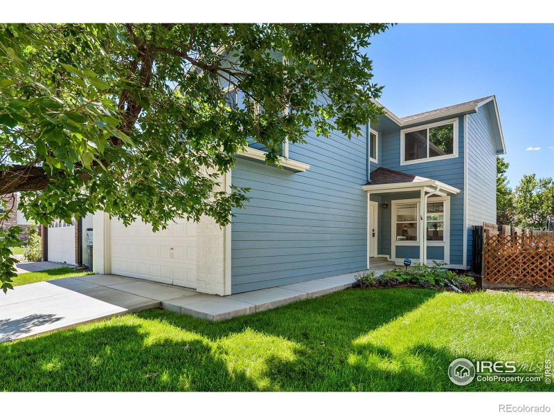 2385 Heartwood Ct E, Lafayette, CO 80026