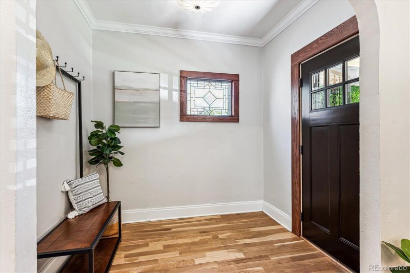2581 N Birch St, Denver, CO 80207