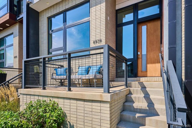 6939 E Lowry Blvd, Denver, CO 80230