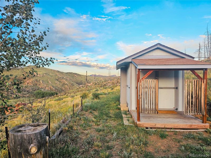 72 Smokey Mountain Ct, Livermore, CO 80536