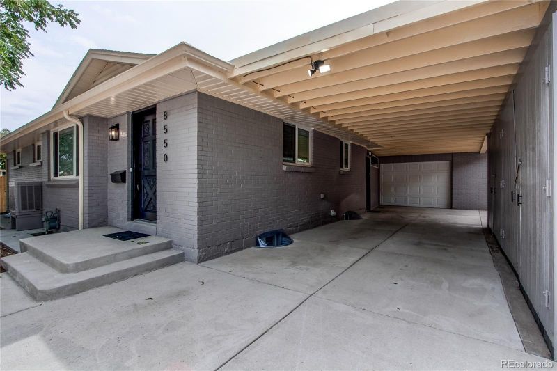 8550 Richard Rd, Denver, CO 80229