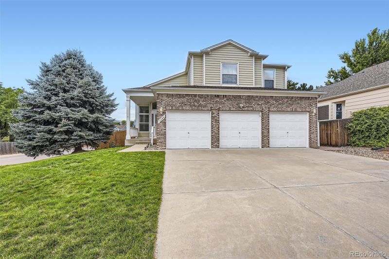 2299 S Ellis Ct, Lakewood, CO 80228