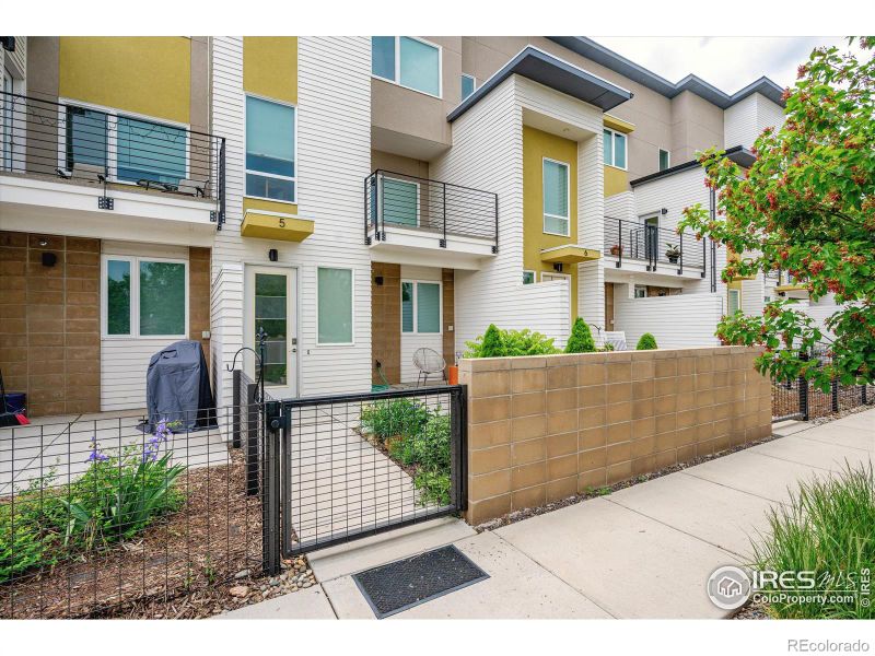 225 Green Leaf St #5, Fort Collins, CO 80524