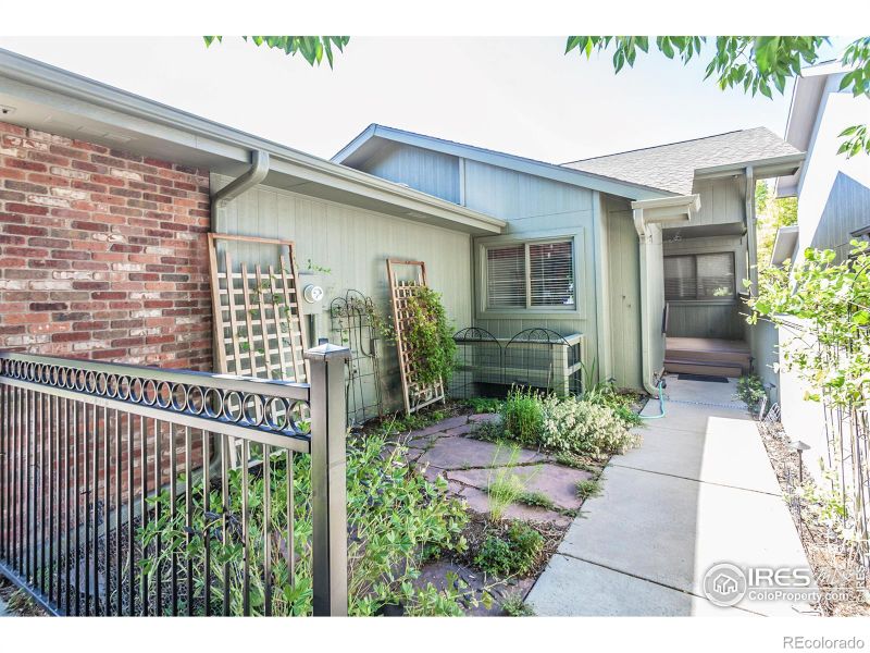 1953 S View Dr, Fort Collins, CO 80524